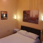 Hotel Riviera 2*