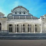 Riviera Hotel Vichy