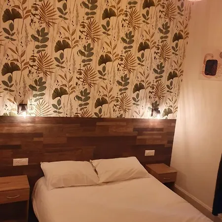 Riviera 2*