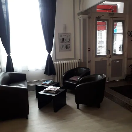 Riviera Hotel