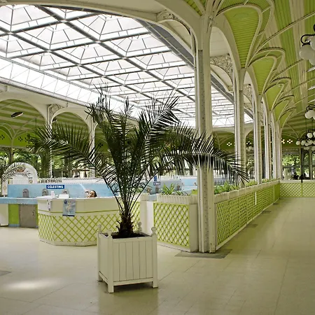 Hotel Riviera