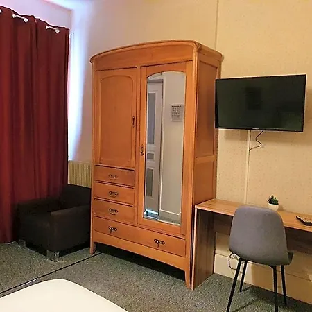 Riviera 2*