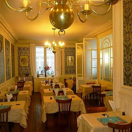 Riviera 2* Βισύ