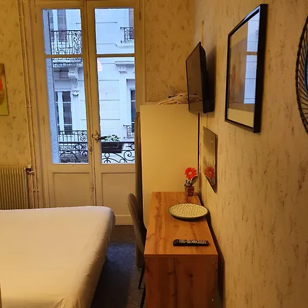 Hotell Riviera 2*